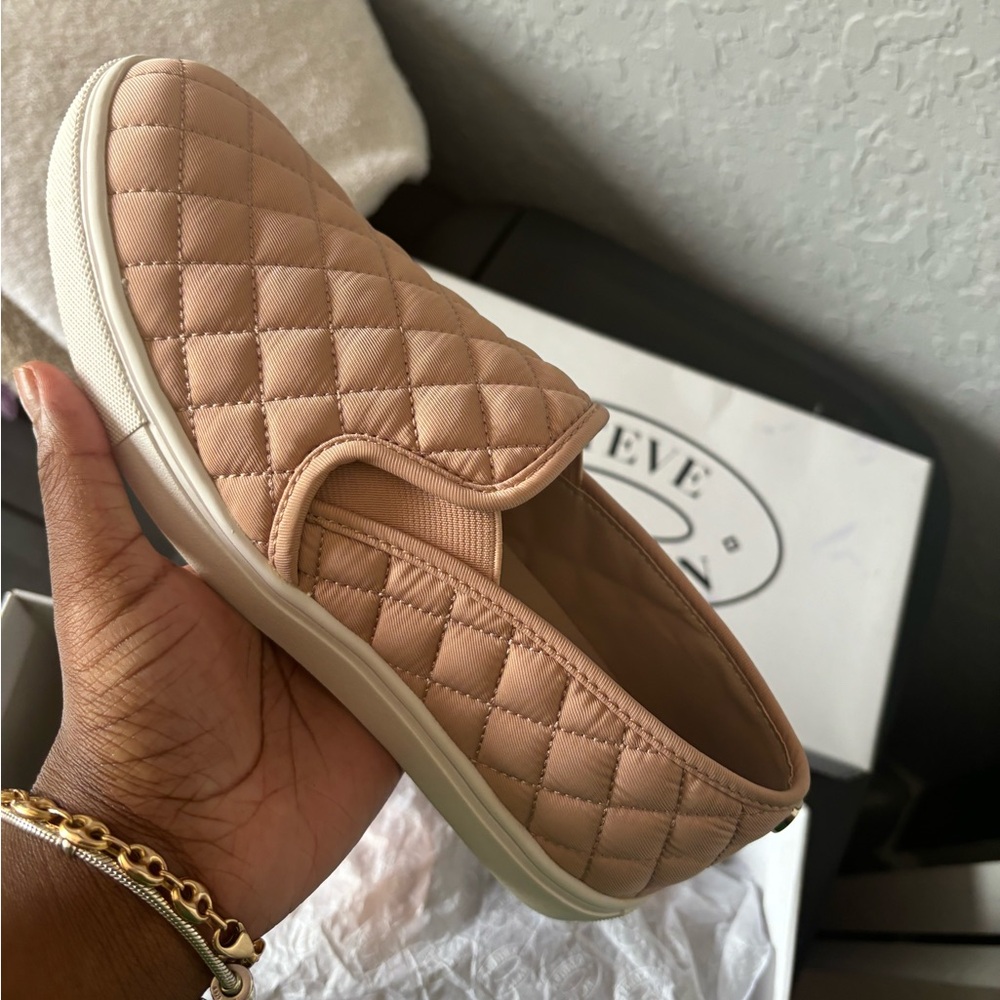 Steve Madden sandals